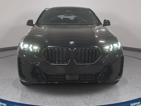 Certified 2025 BMW X6 xDrive40i w/ Premium Package AWD/4WD image 2