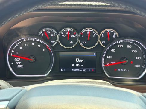 Certified 2019 Chevrolet Silverado 1500 LTZ w/ LTZ Texas Edition AWD/4WD image 31