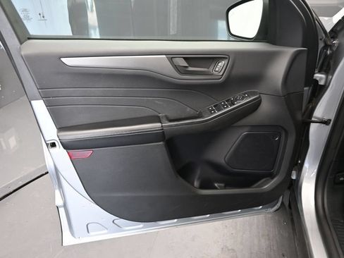 Used 2024 Ford Escape Active AWD/4WD image 17