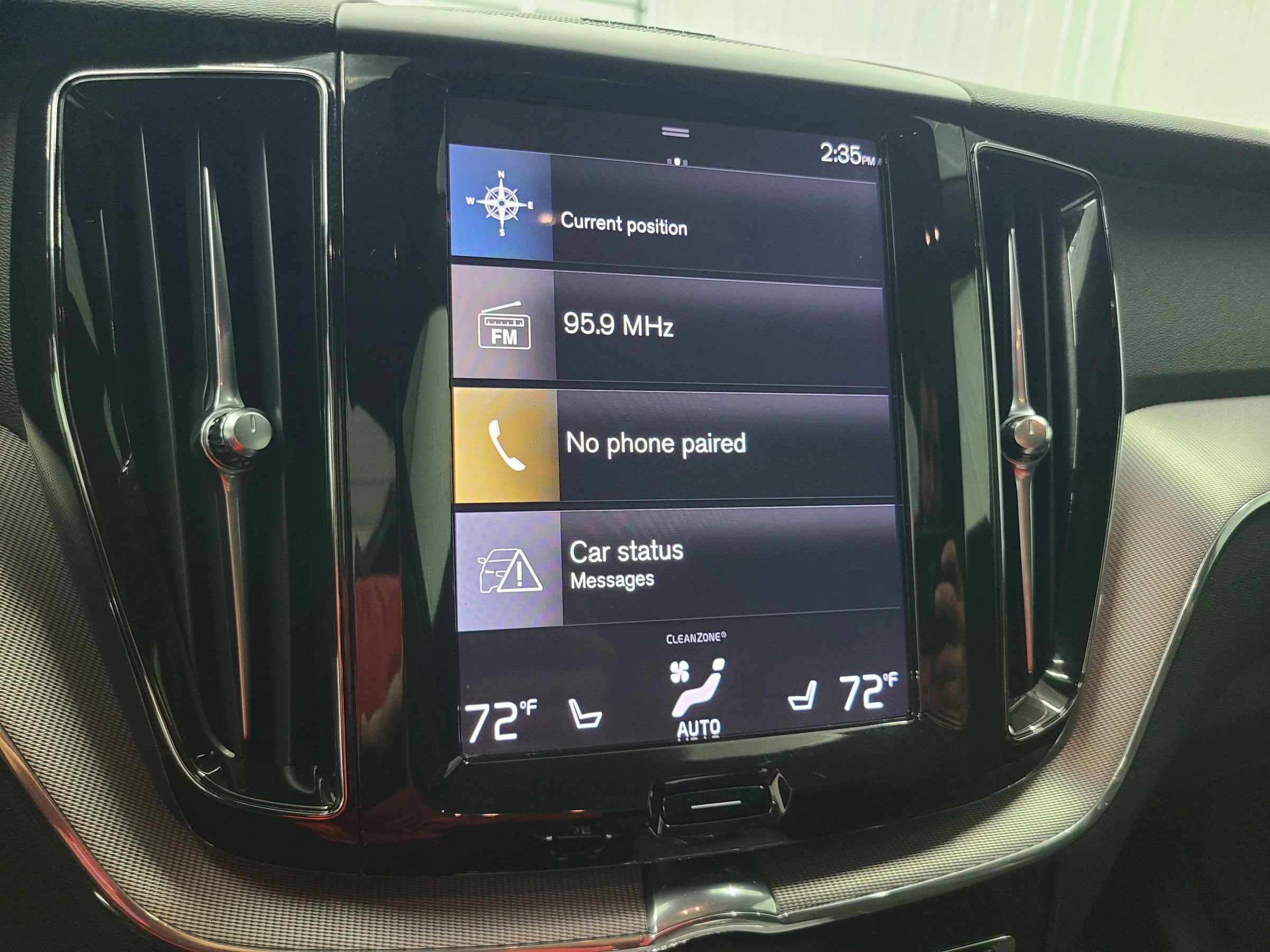 Used 2019 Volvo XC60 T5 R-Design AWD/4WD image 35