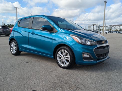Used 2021 Chevrolet Spark LT image 2