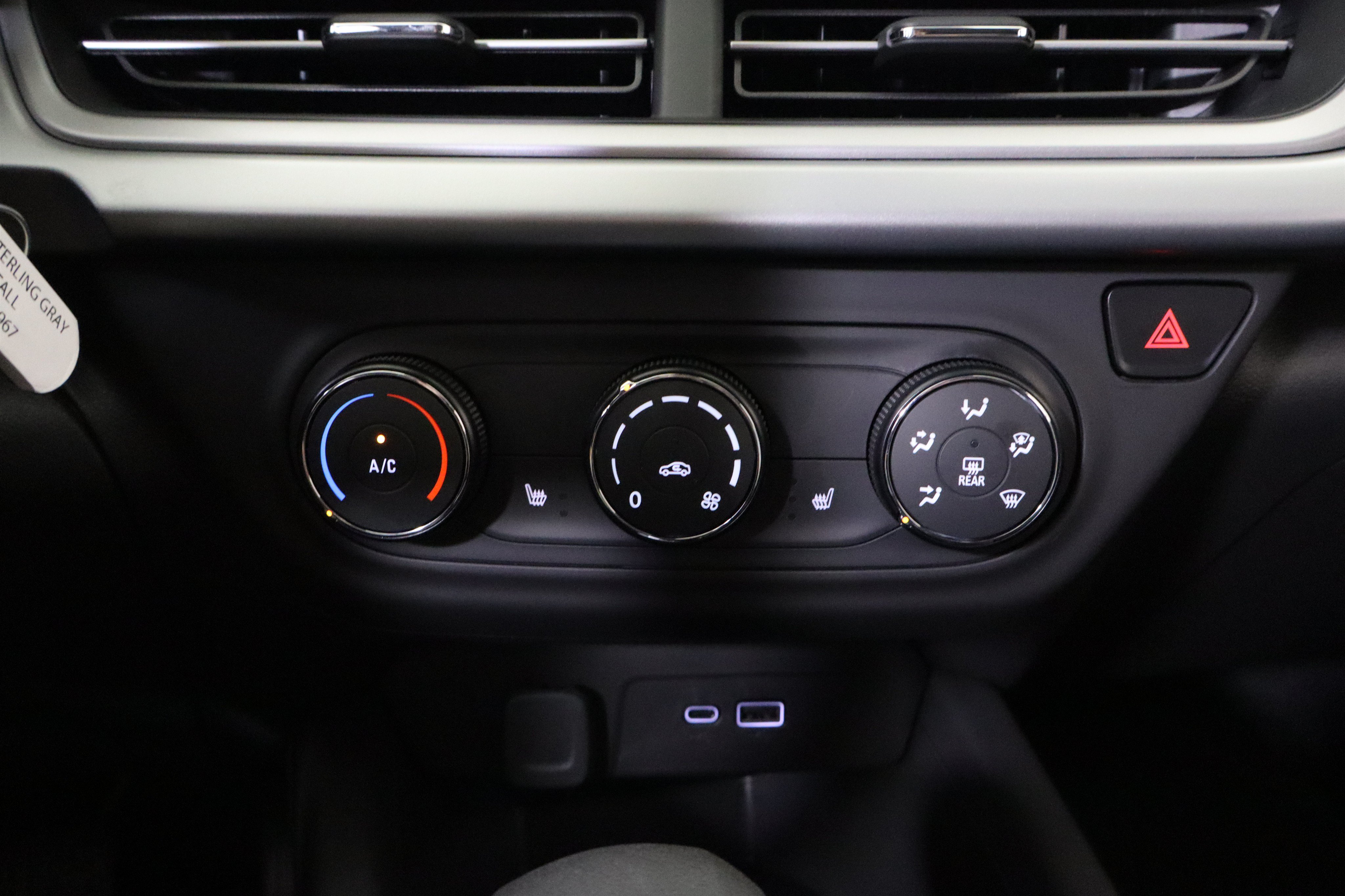 New 2026 Chevrolet Trax LS w/ LS Convenience Package FWD image 27