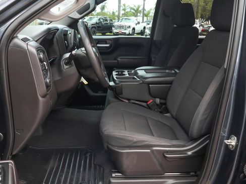 Used 2020 Chevrolet Silverado 1500 Custom w/ Custom Value Package AWD/4WD image 20