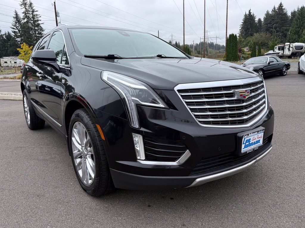 Used 2017 Cadillac XT5 Platinum AWD/4WD image 7