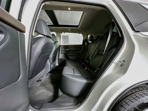 Used 2023 Nissan Rogue SV w/ SV Premium B Package FWD image 30