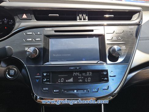 Used 2016 Toyota Avalon XLE Plus FWD image 14