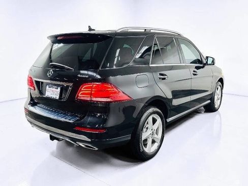 Used 2019 Mercedes-Benz GLE 400 4MATIC image 5