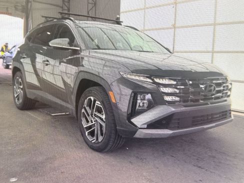 Used 2025 Hyundai Tucson Limited image 5