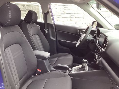 New 2026 Hyundai Venue SEL FWD image 19