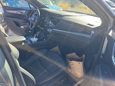 Used 2023 Cadillac XT5 Luxury image 14