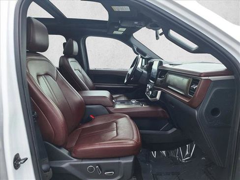 Used 2023 Ford Expedition Max Limited image 22