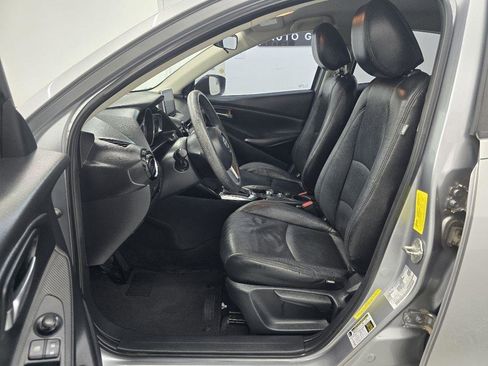 Used 2016 Scion iA FWD image 11