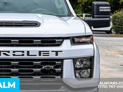 Used 2023 Chevrolet Silverado 2500 Custom w/ Custom Value Package image 16
