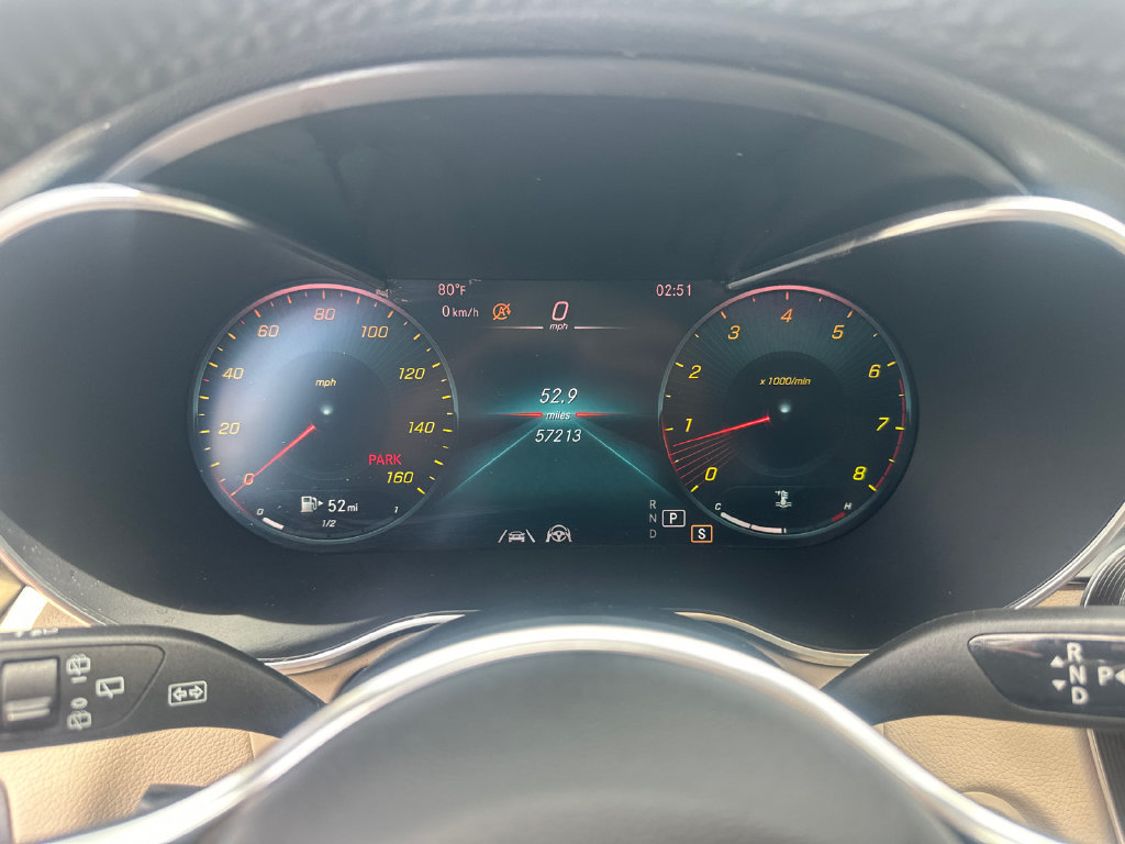 Used 2020 Mercedes-Benz GLC 300 image 25