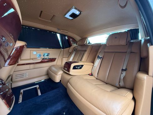 Used 2018 Rolls-Royce Phantom Extended Wheelbase RWD image 30
