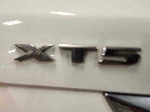 Certified 2020 Cadillac XT5 Premium Luxury AWD/4WD image 32