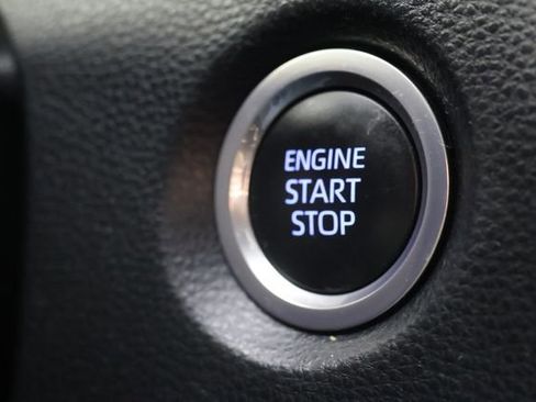 Used 2022 Toyota Corolla SE w/ SE Premium Package image 15