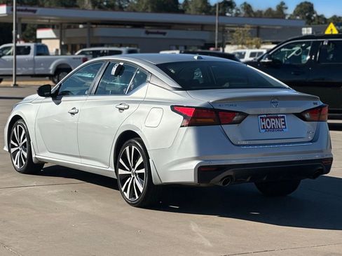 Used 2022 Nissan Altima 2.5 SR AWD/4WD image 5