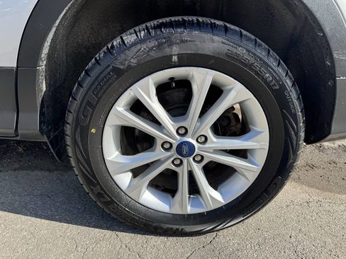 Used 2018 Ford Escape SE AWD/4WD image 10