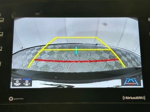 Used 2024 Toyota Camry SE image 25