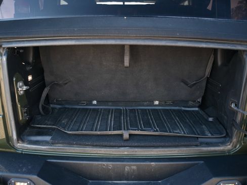 Used 2021 Jeep Wrangler Sport image 13