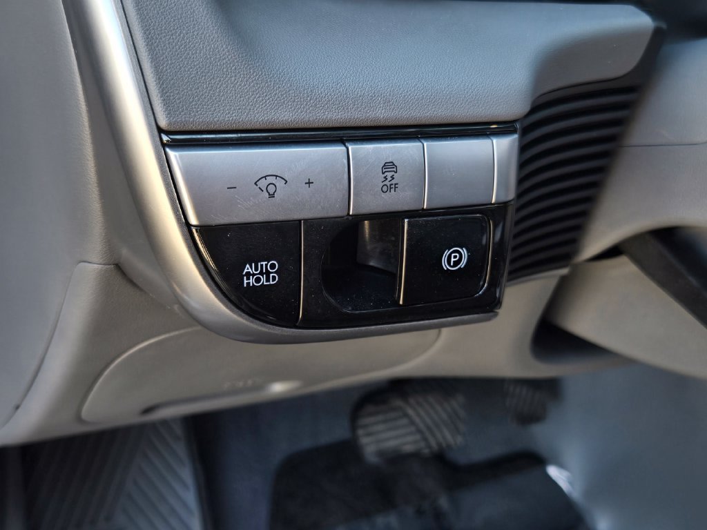 Used 2023 Hyundai Ioniq 5 SE AWD/4WD image 19