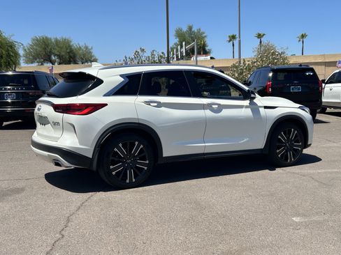 Used 2021 INFINITI QX50 Luxe w/ Appearance Package AWD/4WD image 5