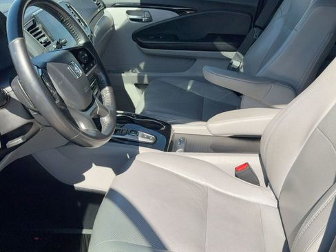 Used 2020 Honda Pilot Elite image 23