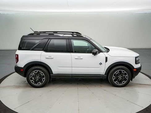 Certified 2025 Ford Bronco Sport Outer Banks w/ Outer Banks Tech Package+ image 3