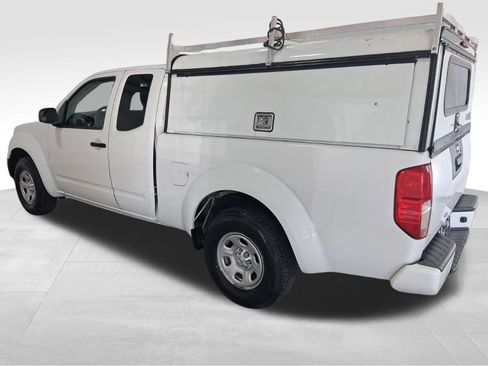 Used 2017 Nissan Frontier S image 9