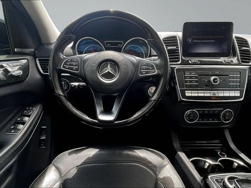 Used 2018 Mercedes-Benz GLS 550 4MATIC w/ Driver Assistance Package image 9