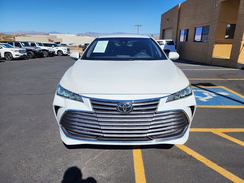 Used 2021 Toyota Avalon XLE w/ Carpet Mat Package (TMS) image 8