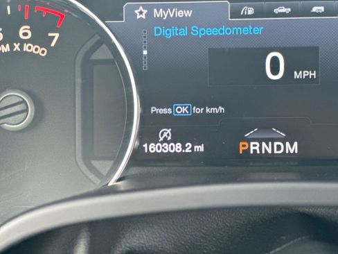 Used 2018 Ford F150 Lariat w/ Equipment Group 502A Luxury AWD/4WD image 13