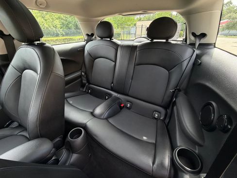 Used 2017 MINI Cooper 2-Door Hardtop FWD image 14
