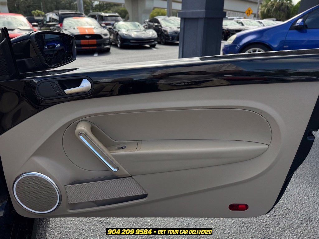 Used 2014 Volkswagen Beetle 1.8T FWD image 21
