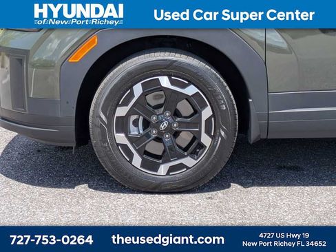 Used 2025 Hyundai Santa Fe SEL FWD image 10