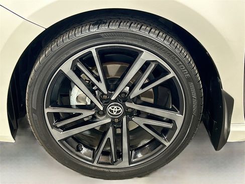 Used 2025 Toyota Camry XSE image 27