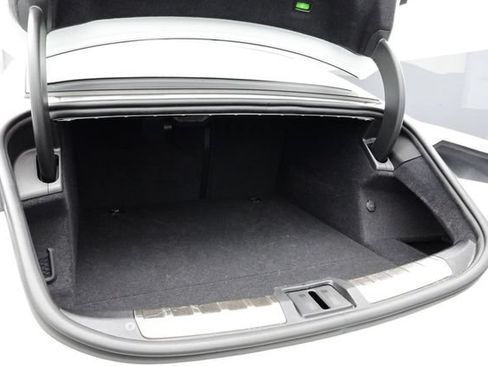 Certified 2020 Porsche Taycan Turbo AWD/4WD image 16
