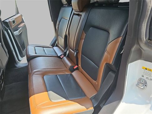 Used 2023 Ford Bronco Outer Banks image 13