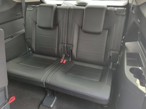 Certified 2023 Volkswagen Atlas SE FWD image 17