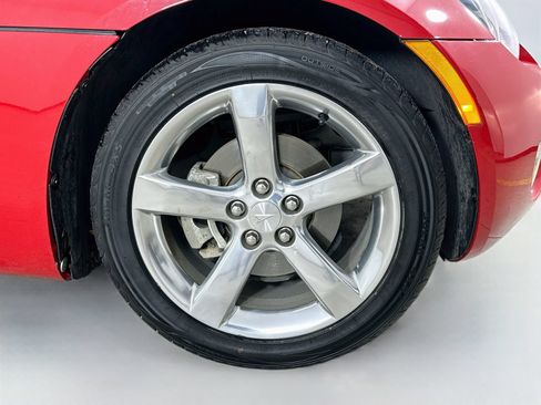 Used 2006 Pontiac Solstice Convertible w/ Premium Package RWD image 10