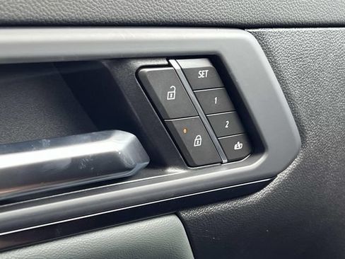 New 2027 GMC Terrain AT4 w/ Convenience Package III AWD/4WD image 29
