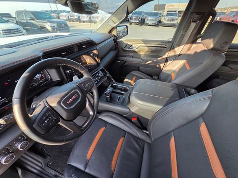 Used 2025 GMC Sierra 1500 AT4 w/ AT4 Premium Package image 10