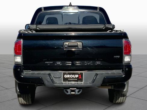 Used 2020 Toyota Tacoma TRD Sport w/ TRD Premium Sport Package image 5