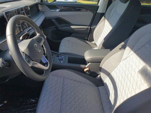 New 2026 Volkswagen Tiguan S image 18