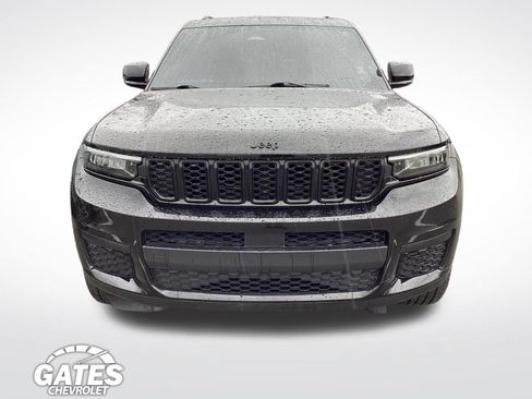 Used 2022 Jeep Grand Cherokee L Laredo AWD/4WD image 2