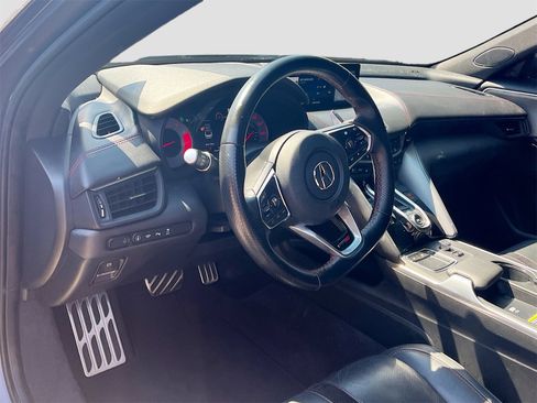 Used 2023 Acura TLX Type S image 9