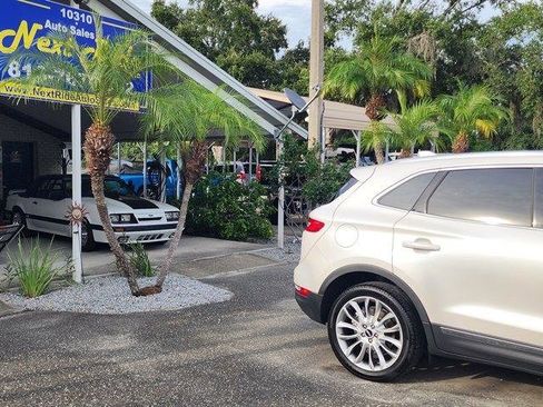Used 2017 Lincoln MKC Reserve FWD image 6