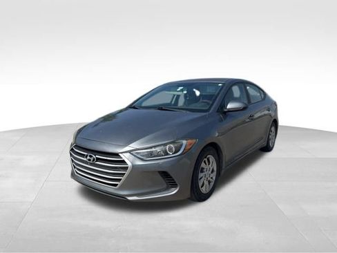 Used 2017 Hyundai Elantra SE FWD image 7