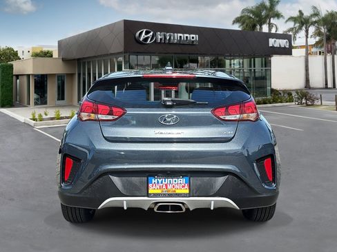 Used 2020 Hyundai Veloster 2.0 FWD image 4